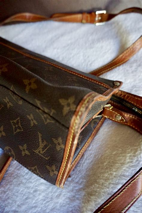 louis vuitton monogram shoulder bag|louis vuitton vintage monogram bag.